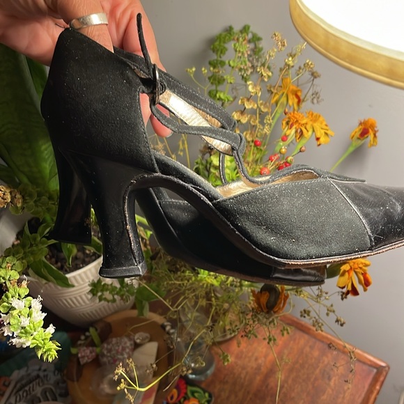 ARIKA NERGUIZ SHOES - Picture 6 of 7